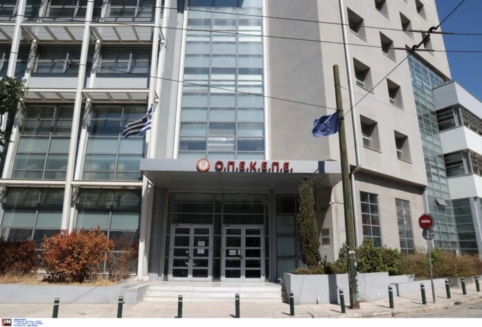 Ανοίγουν όλοι οι φάκελοι στον ΟΠΕΚΕΠΕ, ξεκλειδώνουν βάσεις δεδομένων: Από την έφοδο στις δικογραφίες – Ποιοι θα «καούν» Ανοίγουν όλοι οι φάκελοι στον ΟΠΕΚΕΠΕ, ξεκλειδώνουν βάσεις δεδομένων: Από την έφοδο στις δικογραφίες – Ποιοι θα «καούν»