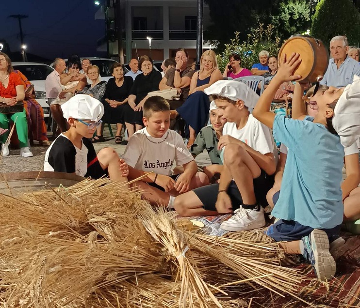 Εντυπωσίασαν οι «Μέρες Αλωνάρη» στην Ποταμιά Αγιάς Εντυπωσίασαν οι «Μέρες Αλωνάρη» στην Ποταμιά Αγιάς