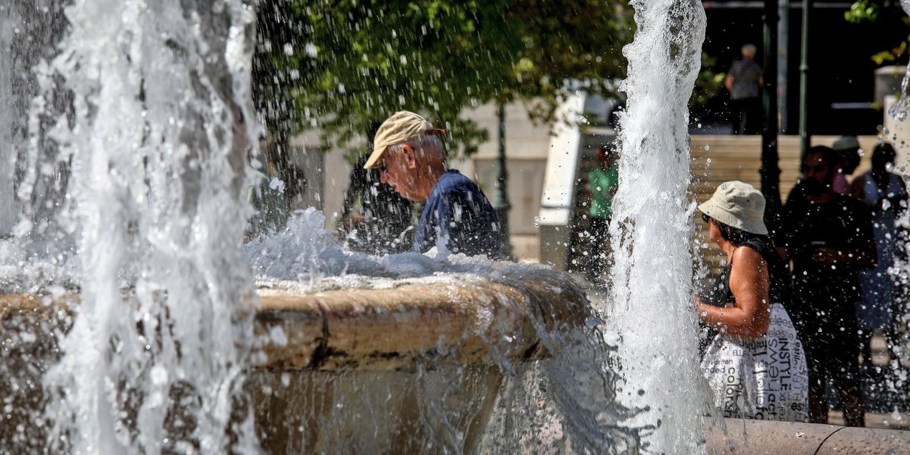 Περισσότεροι θάνατοι λόγω παρατεταμένης ζέστης και κλιματικής αλλαγής -Ποιος είναι ο κανόνας των 30 λεπτών για το θερμικό σοκ