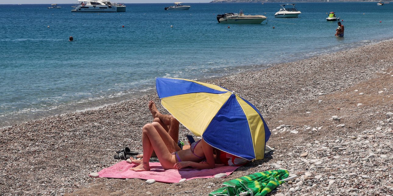 «Καμπανάκι» Μαρουσάκη για τον καύσωνα: «Έρχεται ακραία επικίνδυνο 48ωρο» -στο επίκεντρο η Θεσσαλία «Καμπανάκι» Μαρουσάκη για τον καύσωνα: «Έρχεται ακραία επικίνδυνο 48ωρο» -στο επίκεντρο η Θεσσαλία