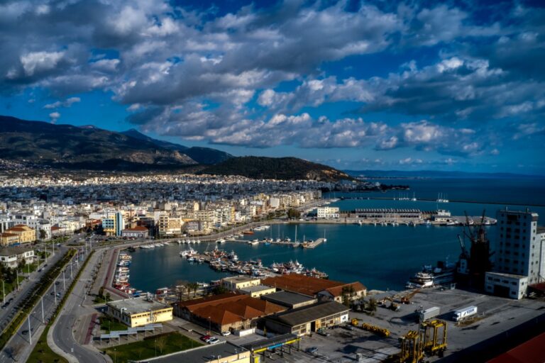 Νέα δειγματοληψία στο λιμάνι του Βόλου: Καθαρά τα νερά, σύμφωνα με τον ΟΛΒ Νέα δειγματοληψία στο λιμάνι του Βόλου: Καθαρά τα νερά, σύμφωνα με τον ΟΛΒ