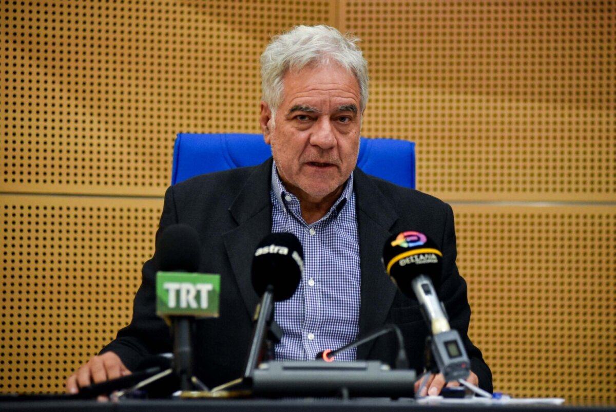 Φ. Σερέτης: Προσλήψεις 11 οδηγών ασθενοφόρου – Ενισχύονται τα Κέντρα Υγείας Γόννων, Σοφάδων, Μουζακίου, Βελεστίνου Φ. Σερέτης: Προσλήψεις 11 οδηγών ασθενοφόρου – Ενισχύονται τα Κέντρα Υγείας Γόννων, Σοφάδων, Μουζακίου, Βελεστίνου