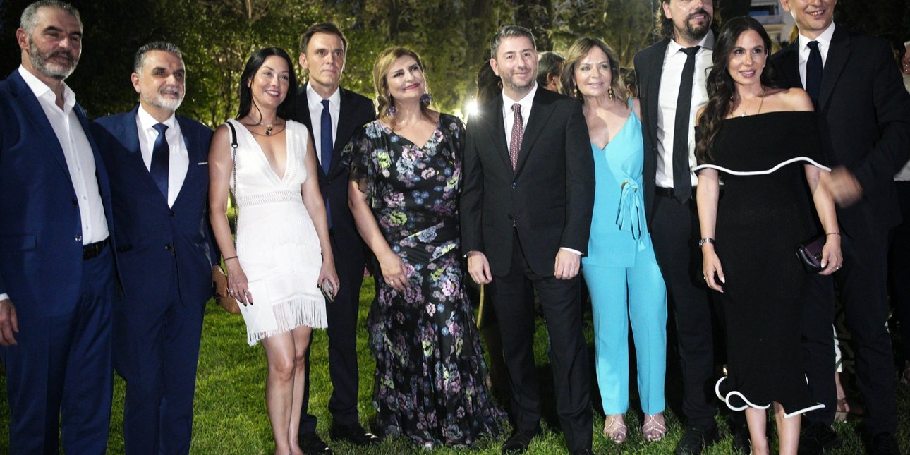 «Αγανακτισμένος» βουλευτής ΠΑΣΟΚ: Ο Στ. Μιχαηλίδης προσβάλλει όσους πήγαν στη δεξίωση για την αποκατάσταση της Δημοκρατίας