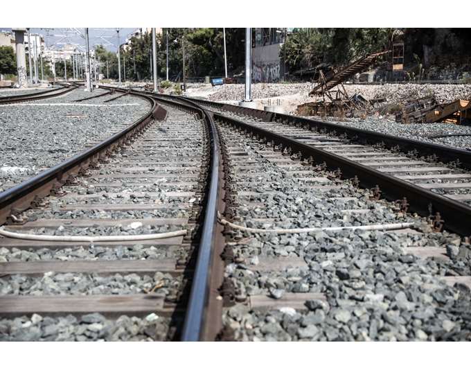 Διακοπή δρομολογίων στη σιδηροδρομική γραμμή στο τμήμα Λάρισα-Ραψάνη λόγω πυρκαγιάς στον Ευαγγελισμό Διακοπή δρομολογίων στη σιδηροδρομική γραμμή στο τμήμα Λάρισα-Ραψάνη λόγω πυρκαγιάς στον Ευαγγελισμό