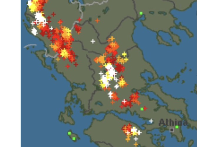 Έντονη κεραυνική δραστηριότητα στη δυτική Θεσσαλία την Τρίτη 5 Αυγούστου (xάρτες) Έντονη κεραυνική δραστηριότητα στη δυτική Θεσσαλία την Τρίτη 5 Αυγούστου (xάρτες)