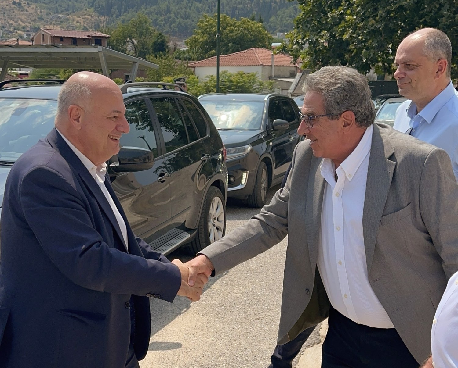 Εσκίογλου στην υπογραφή του αρδευτικού Υπέρειας – Ορφανών: «Νέα εποχή για την αγροτική ανάπτυξη των Φαρσάλων» Εσκίογλου στην υπογραφή του αρδευτικού Υπέρειας – Ορφανών: «Νέα εποχή για την αγροτική ανάπτυξη των Φαρσάλων»