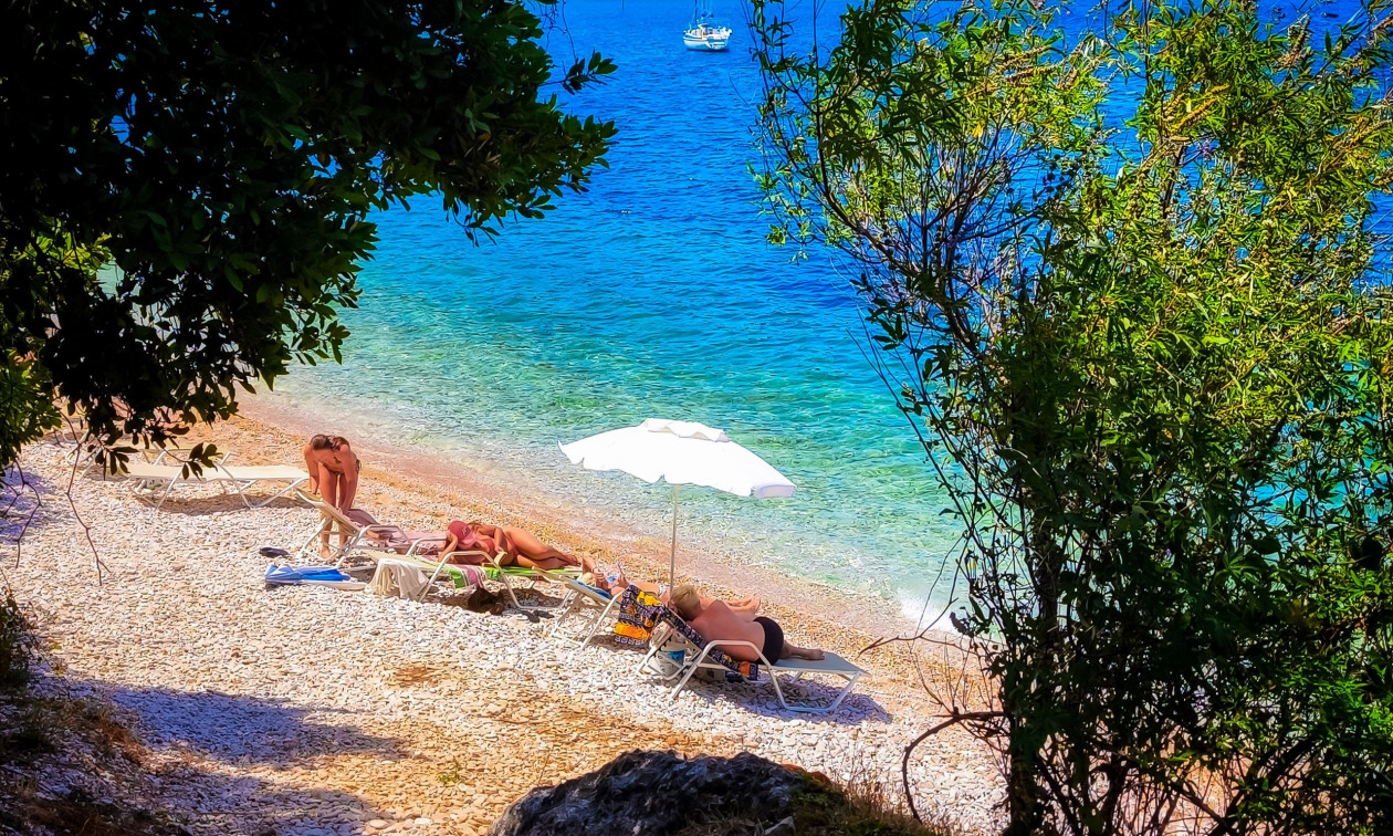 Καιρός: Επανέρχονται τα 40άρια, συνεχίζονται τα μελτέμια - Πώς θα κάνουμε Δεκαπενταύγουστο