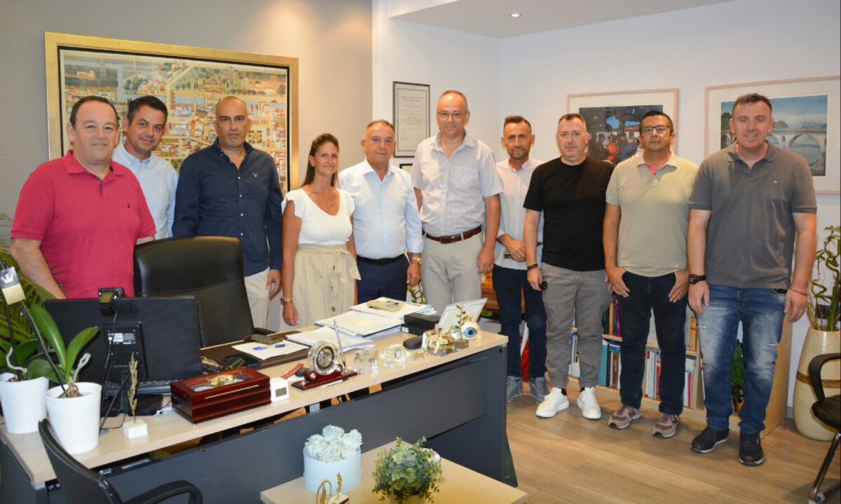 Συνάντηση ΕΣΠΕΛ με Χρ. Κέλλα: «Διατήρηση και ενίσχυση της στρατιωτικής δύναμης στη Λάρισα»