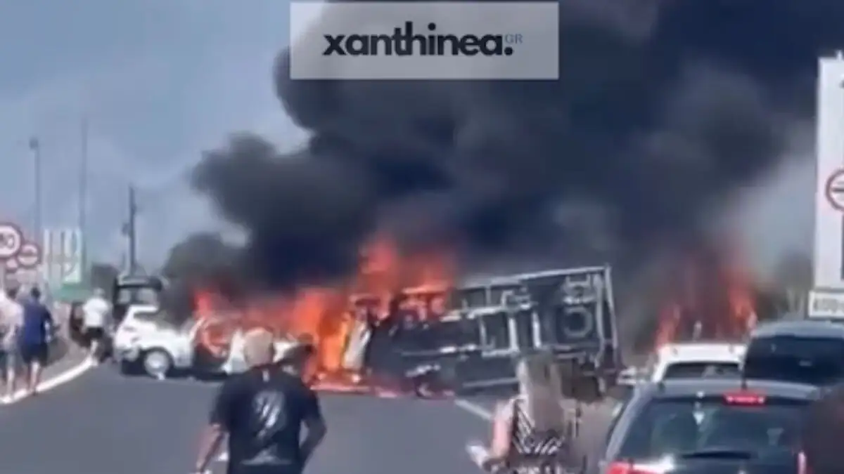 Τροχαίο στην Εγνατία: Σταματημένα για τα διόδια τα δύο αυτοκίνητα και έπεσε πίσω τους το φορτηγό