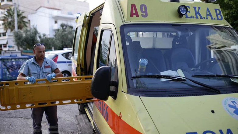 Τρίκαλα: Όχημα συγκρούστηκε με αναπηρικό αμαξίδιο εγκαταλείποντας τον επιβάτη του