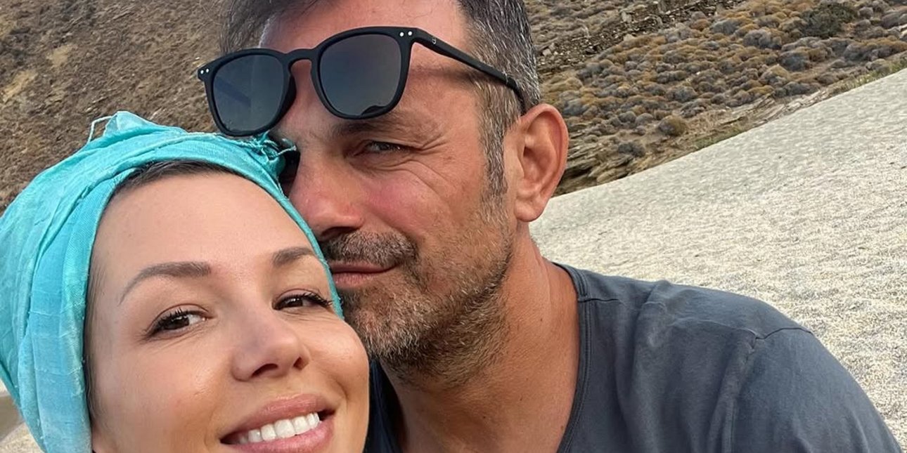 Βαρύ πένθος για τον Ντέμη Νικολαΐδη: Έφυγε από τη ζωή η σύντροφός του Αλεξάνδρα Νικολαΐδου, μετά από μάχη με τον καρκίνο Βαρύ πένθος για τον Ντέμη Νικολαΐδη: Έφυγε από τη ζωή η σύντροφός του Αλεξάνδρα Νικολαΐδου, μετά από μάχη με τον καρκίνο