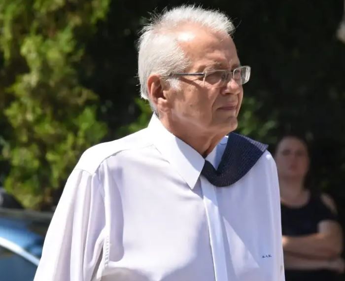 Πέθανε ο δημοσιογράφος Δημήτρης Κωνσταντάρας σε ηλικία 79 χρόνων Πέθανε ο δημοσιογράφος Δημήτρης Κωνσταντάρας σε ηλικία 79 χρόνων