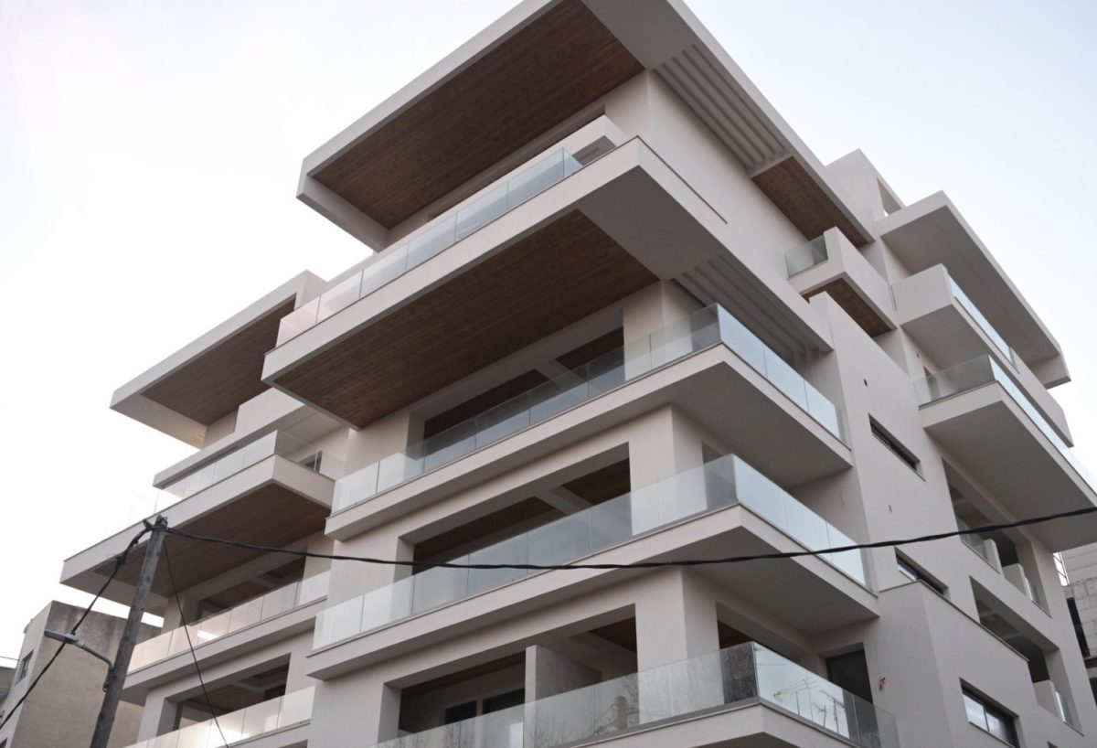 Λάρισα: «ακριβή μου στέγη»-πάνω από 3.000 ευρώ το τετραγωνικό τα νέα διαμερίσματα- λύση οι κοινωνικές κατοικίες Λάρισα: «ακριβή μου στέγη»-πάνω από 3.000 ευρώ το τετραγωνικό τα νέα διαμερίσματα- λύση οι κοινωνικές κατοικίες