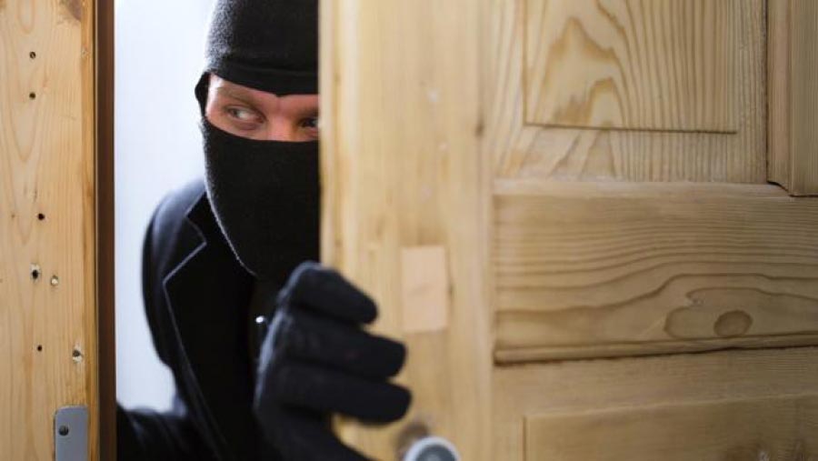 Νέα στοιχεία για τη σπείρα διαρρηκτών που έδρασε στη Λάρισα