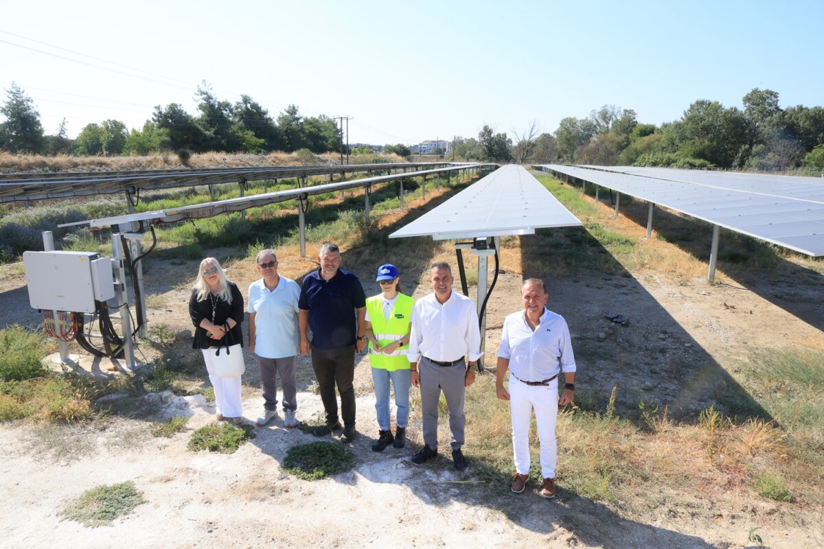 Σε λειτουργία ο νέος φωτοβολταϊκός σταθμός της ΔΕΥΑΛ (ΦΩΤΟ) Σε λειτουργία ο νέος φωτοβολταϊκός σταθμός της ΔΕΥΑΛ (ΦΩΤΟ)