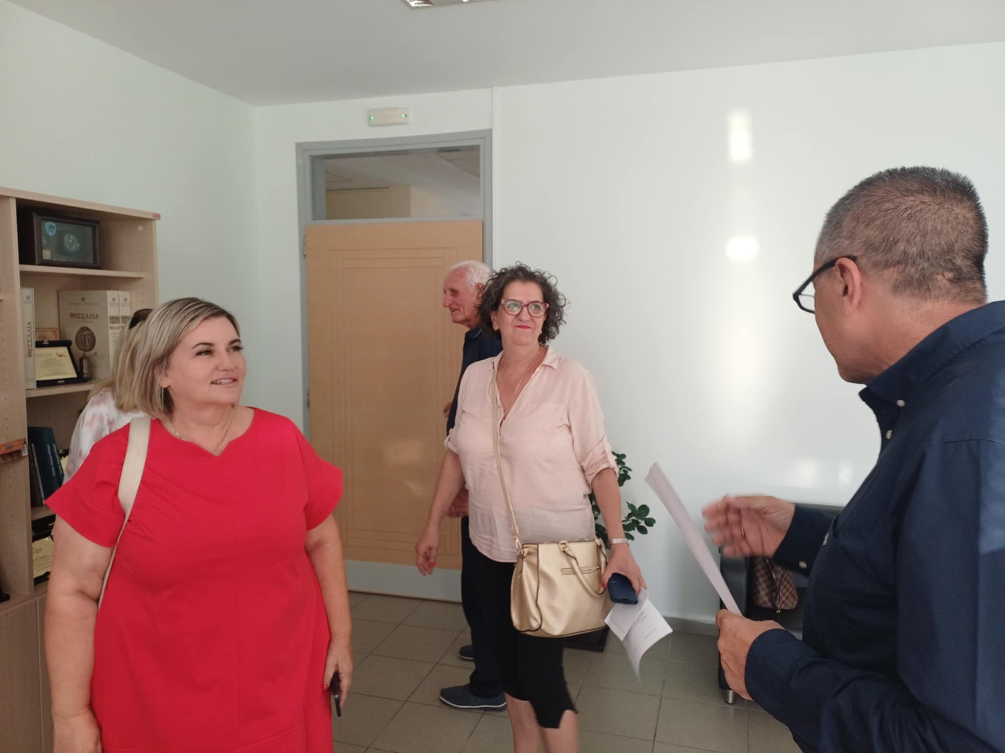Συγγενείς θυμάτων των Τεμπών στον Κουρέτα για την αναβολή της συζήτησης διαμόρφωσης του μνημείου (ΦΩΤΟ)