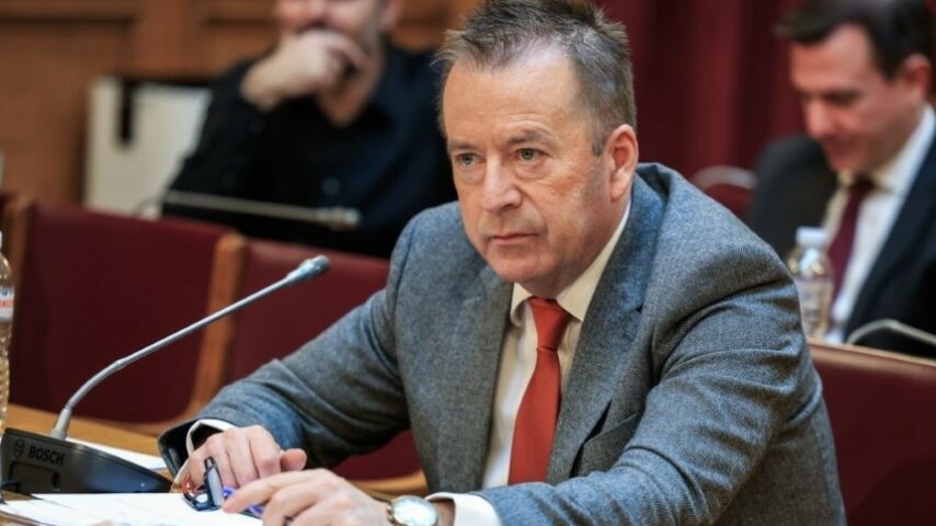 Κόκκαλης: Ανεπαρκής η στήριξη στους μελισσοκόμους που επλήγησαν από τον «Daniel» Κόκκαλης: Ανεπαρκής η στήριξη στους μελισσοκόμους που επλήγησαν από τον «Daniel»