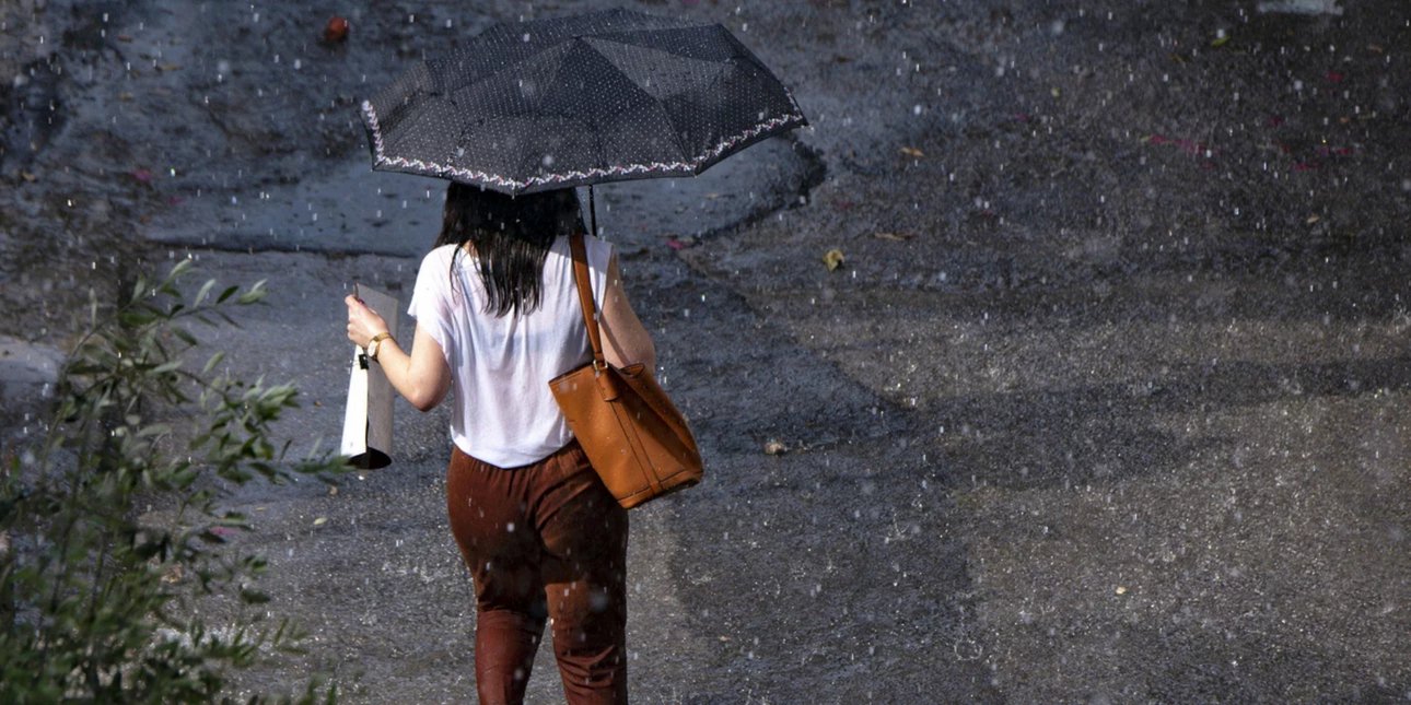 Άστατος καιρός σήμερα με πτώση της θερμοκρασίας, βροχές και καταιγίδες στη Δυτική Θεσσαλία Άστατος καιρός σήμερα με πτώση της θερμοκρασίας, βροχές και καταιγίδες στη Δυτική Θεσσαλία