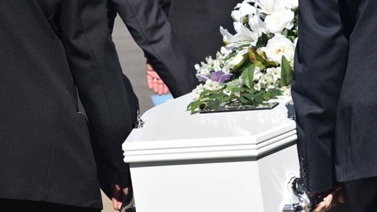 Επτά Λαρισαίοι έφυγαν από τη ζωή