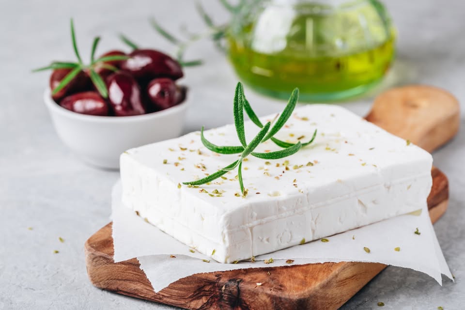 Ελασσόνα: Αναβλήθηκε η Γιορτή Φέτας λόγω κρουσμάτων της ευλογιάς Ελασσόνα: Αναβλήθηκε η Γιορτή Φέτας λόγω κρουσμάτων της ευλογιάς