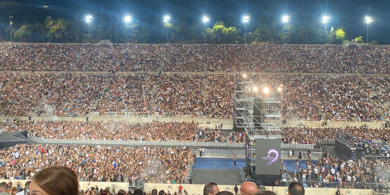 Ιστορική βραδιά για την Άννα Βίσση: «Βούλιαξε» ξανά το Καλλιμάρμαρο – Βίντεο