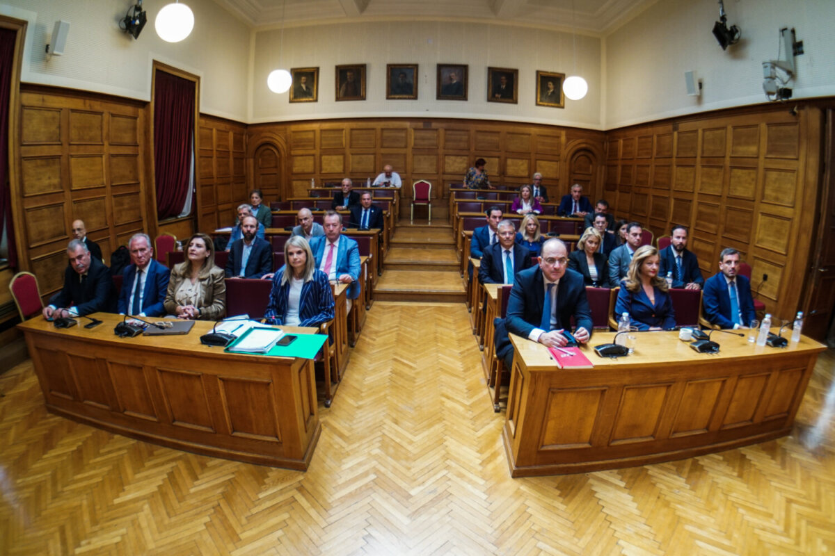 Εξεταστική για ΟΠΕΚΕΠΕ: Πρεμιέρα με εντάσεις – Πρόεδρος ο Νικολακόπουλος