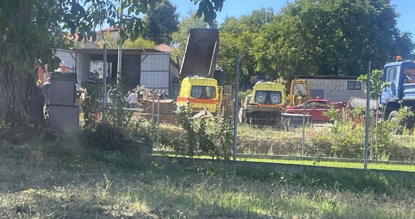 Από οβίδα του Β- Παγκοσμίου Πολέμου η έκρηξη στην Κοζάνη - Σοβαρά ο ένας τραυματίας Από οβίδα του Β- Παγκοσμίου Πολέμου η έκρηξη στην Κοζάνη - Σοβαρά ο ένας τραυματίας