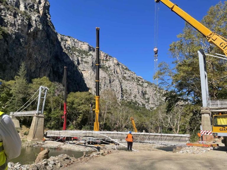 «Τέλος εποχής» για την κρεμαστή γέφυρα στην κοιλάδα των Τεμπών «Τέλος εποχής» για την κρεμαστή γέφυρα στην κοιλάδα των Τεμπών