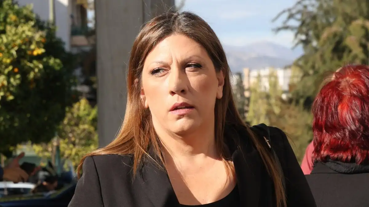 Η Ζωή Κωνσταντοπούλου ενεπλάκη σε τροχαίο ατύχημα στο Λαύριο – Ανετράπη το αυτοκίνητό της Η Ζωή Κωνσταντοπούλου ενεπλάκη σε τροχαίο ατύχημα στο Λαύριο – Ανετράπη το αυτοκίνητό της