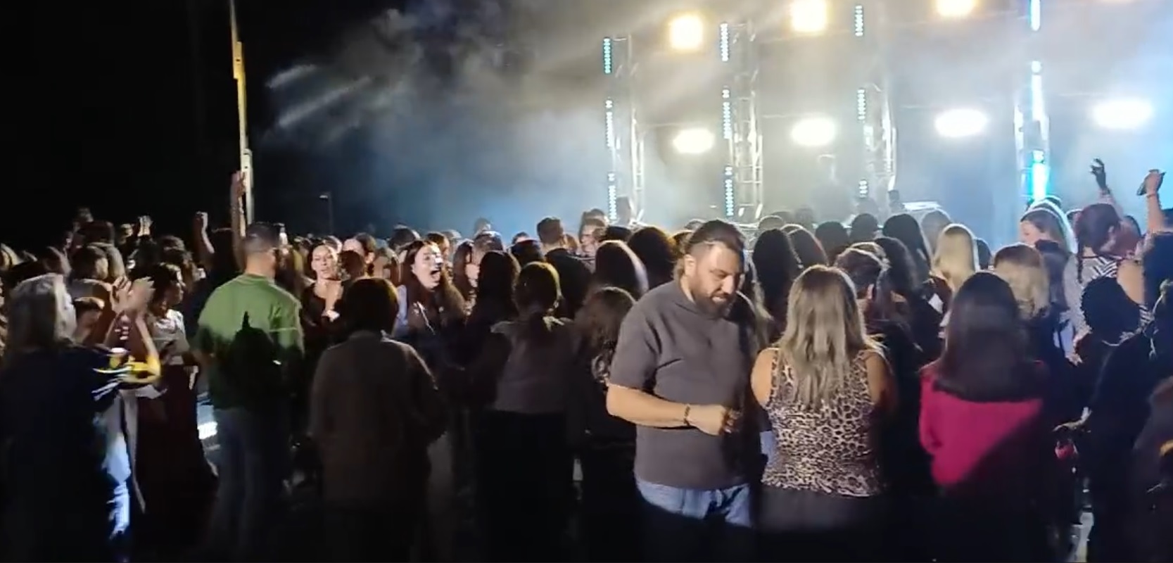 Καίτη Γαρμπή και Διονύσης Σχοινάς απογείωσαν το Κηποθέατρο Αλκαζάρ (ΒΙΝΤΕΟ) Καίτη Γαρμπή και Διονύσης Σχοινάς απογείωσαν το Κηποθέατρο Αλκαζάρ (ΒΙΝΤΕΟ)