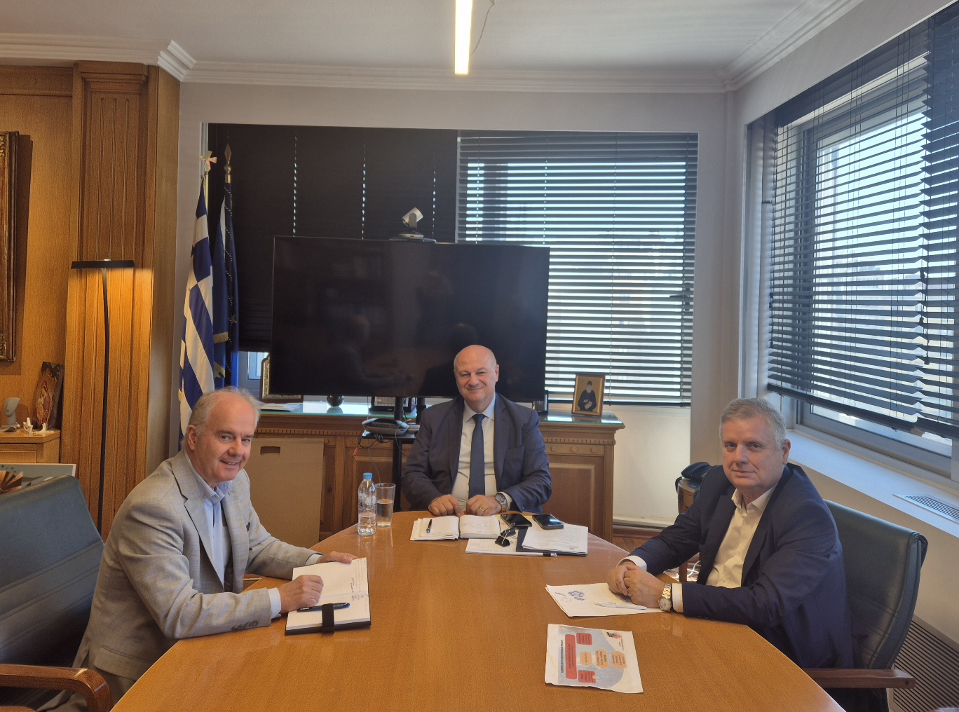 Συνάντηση του Δημάρχου Τεμπών με τον Υπουργό Αγροτικής Ανάπτυξης και Τροφίμων Συνάντηση του Δημάρχου Τεμπών με τον Υπουργό Αγροτικής Ανάπτυξης και Τροφίμων