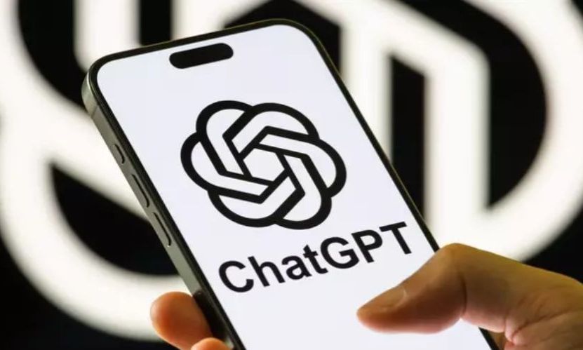 Οι δημιουργοί του ChatGPT αποκάλυψαν 44 επαγγέλματα που κινδυνεύουν από την τεχνητή νοημοσύνη
