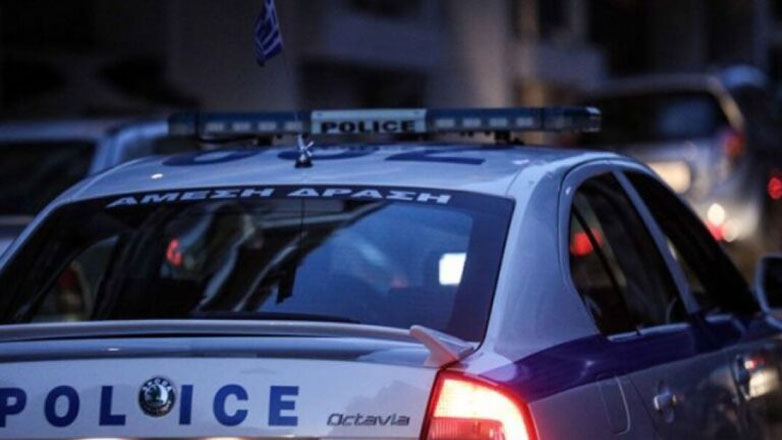 Μεθυσμένος οδηγός προσέκρουσε σε 13 σταθμευμένα οχήματα στο κέντρο της Αθήνας