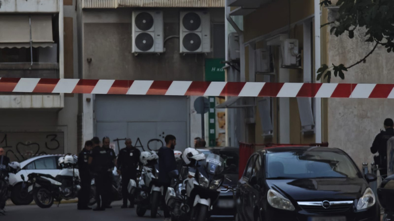 Θρίλερ στον Αγιο Παντελεήμονα: Ενας νεκρός και ένας τραυματίας εντοπίστηκαν σε διαμέρισμα Θρίλερ στον Αγιο Παντελεήμονα: Ενας νεκρός και ένας τραυματίας εντοπίστηκαν σε διαμέρισμα