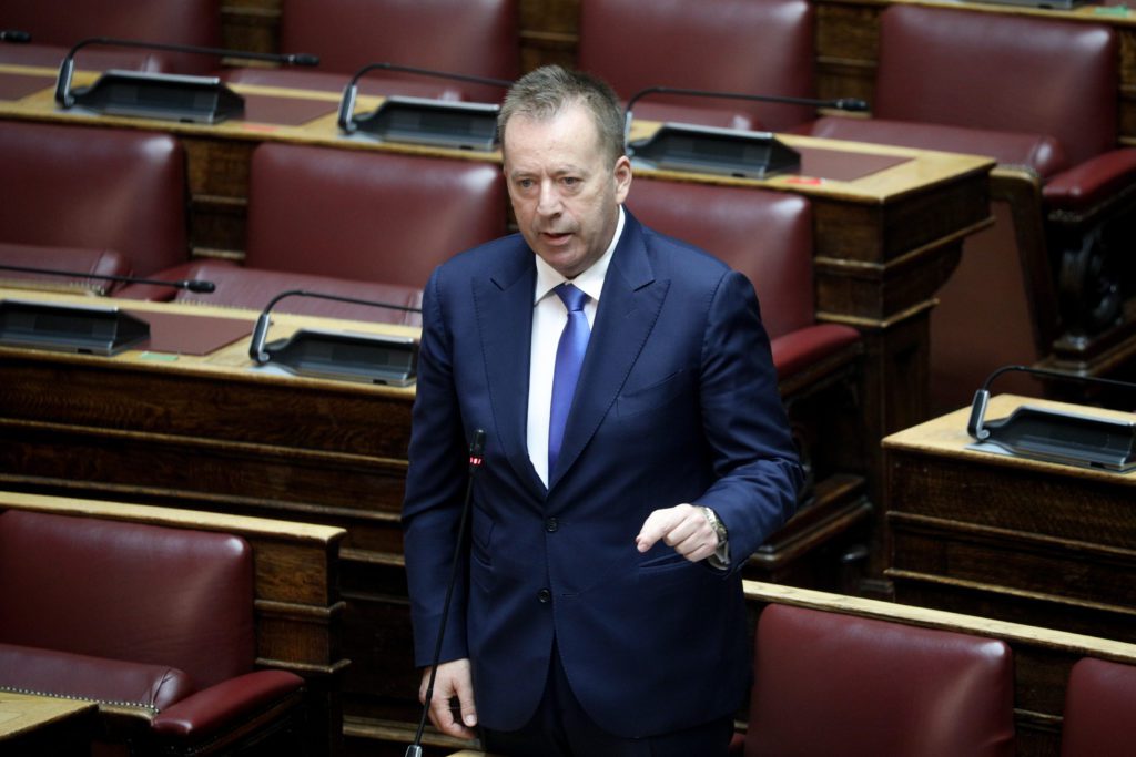 Κόκκαλης σε Τσάφο: «Οι αγρότες απλήρωτοι από την κυβέρνηση, με τι θα πληρώσουν το ηλεκτρικό ρεύμα και απειλούνται με διακοπές
