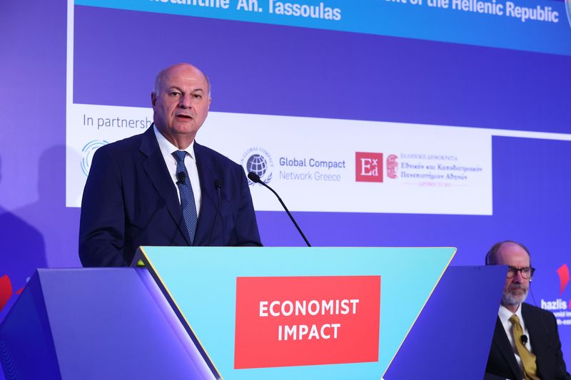 Κώστας Τσιάρας στο Συνέδριο του Economist: «Η βιωσιμότητα στη γεωργία είναι το νέο κοινωνικό συμβόλαιο» Κώστας Τσιάρας στο Συνέδριο του Economist: «Η βιωσιμότητα στη γεωργία είναι το νέο κοινωνικό συμβόλαιο»