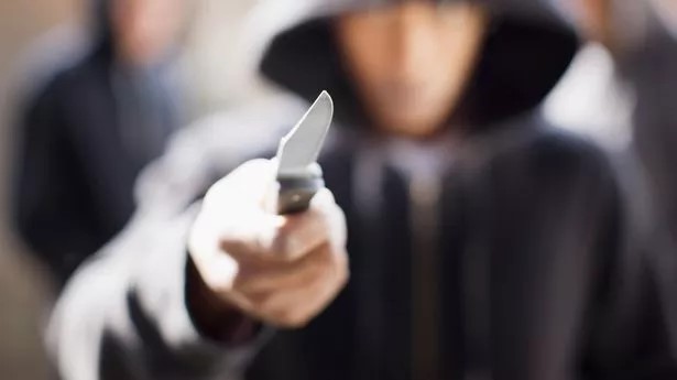 Τρόμος σε σχολείο του Βόλου: 12χρονος έβγαλε σουγιά σε συμμαθητή για να του πάρει το χαρτζιλίκι