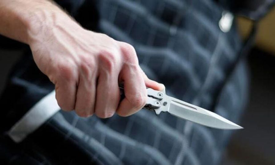 Σοκ σε σχολείο του Βόλου: 12χρονος έβγαλε σουγιά σε συμμαθητή του – Του ζήτησε χρήματα Σοκ σε σχολείο του Βόλου: 12χρονος έβγαλε σουγιά σε συμμαθητή του – Του ζήτησε χρήματα