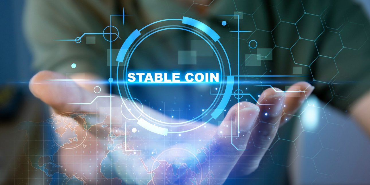 Σαρώνουν τα stablecoins: Κάτι ανάμεσα σε bitcoins και κρυπτονομίσματα, αλλάζουν το παγκόσμιο σύστημα πληρωμών Σαρώνουν τα stablecoins: Κάτι ανάμεσα σε bitcoins και κρυπτονομίσματα, αλλάζουν το παγκόσμιο σύστημα πληρωμών