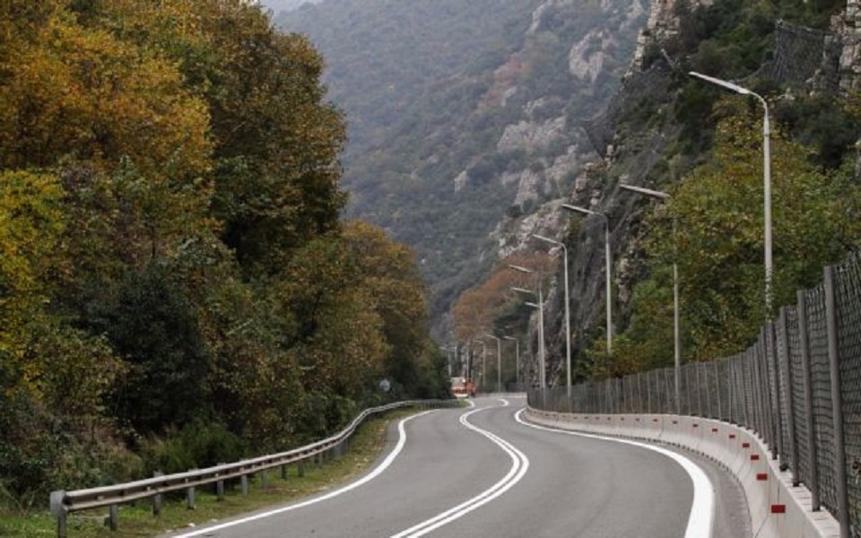Κλειστή σήμερα και αύριο η κοιλάδα των Τεμπών για εργασίες βραχοπροστασίας Κλειστή σήμερα και αύριο η κοιλάδα των Τεμπών για εργασίες βραχοπροστασίας