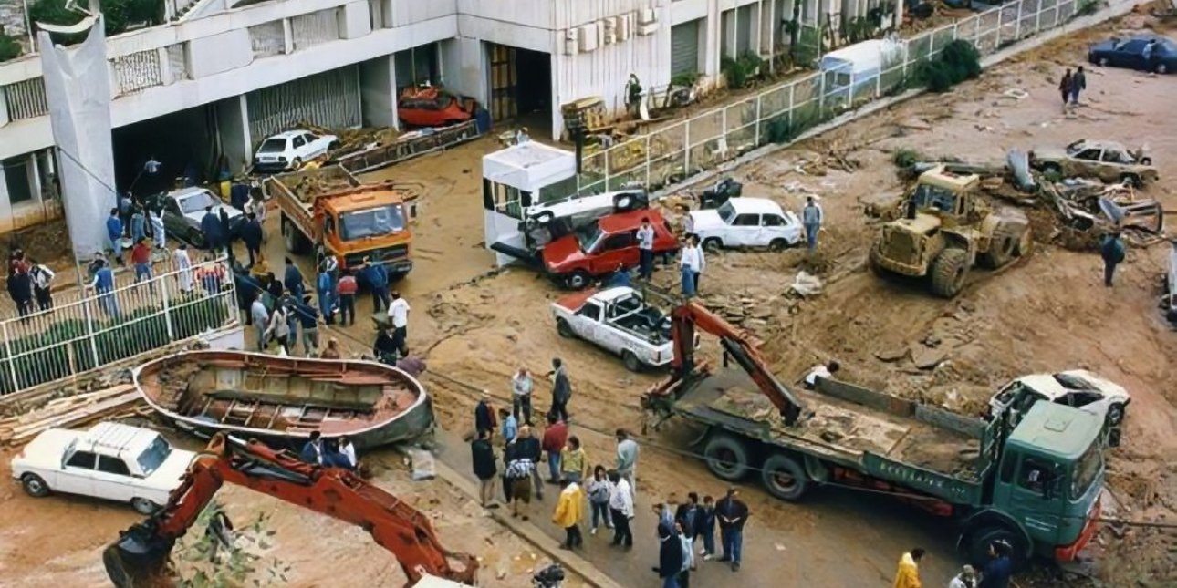 Καντερές: Ο δραματικός Οκτώβριος του 1994 -Από τα 34άρια στη φονικές πλημμύρες σε Ποδονίφτη και Μεταμόρφωση Καρδίτσας Καντερές: Ο δραματικός Οκτώβριος του 1994 -Από τα 34άρια στη φονικές πλημμύρες σε Ποδονίφτη και Μεταμόρφωση Καρδίτσας