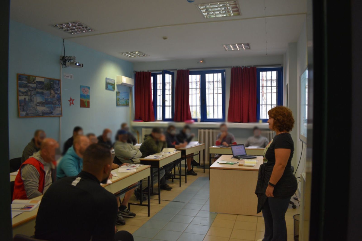 Μαθήματα ελευθερίας στις Φυλακές Λάρισας: Οι ιστορίες των κρατούμενων και οι εξομολογήσεις τους για τη νέα τους αγάπη (φωτο)