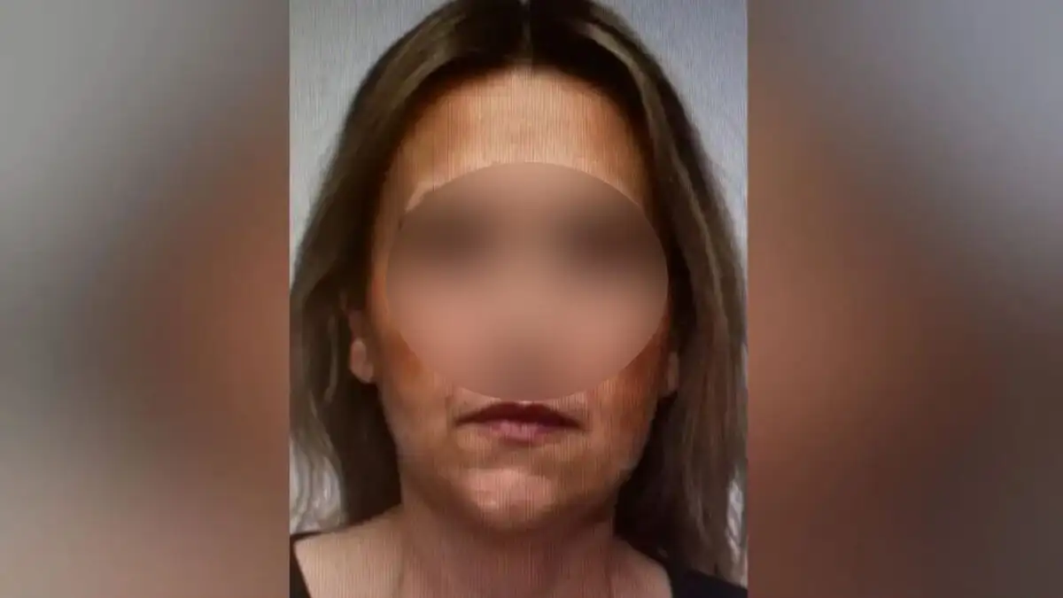 Τρίκαλα: Ο 18χρονος έσφιγγε με πετσέτα τον λαιμό της μητέρας του μέχρι να ξεψυχήσει Τρίκαλα: Ο 18χρονος έσφιγγε με πετσέτα τον λαιμό της μητέρας του μέχρι να ξεψυχήσει