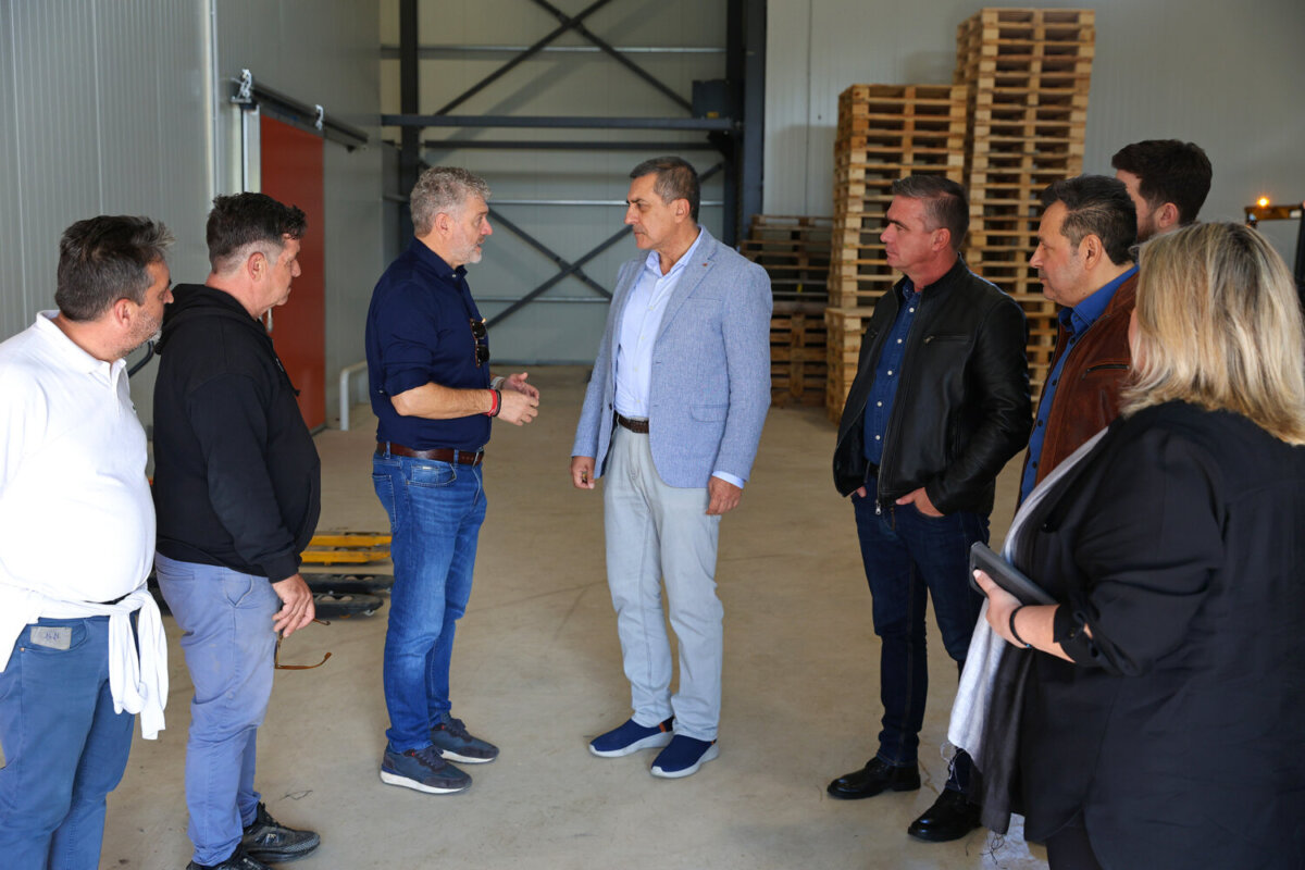 Ο Δ. Κουρέτας στον Δήμο Αγιάς: Στήριξη σε παραγωγούς, έργα υποδομής και πολιτισμό (ΦΩΤΟ) Ο Δ. Κουρέτας στον Δήμο Αγιάς: Στήριξη σε παραγωγούς, έργα υποδομής και πολιτισμό (ΦΩΤΟ)