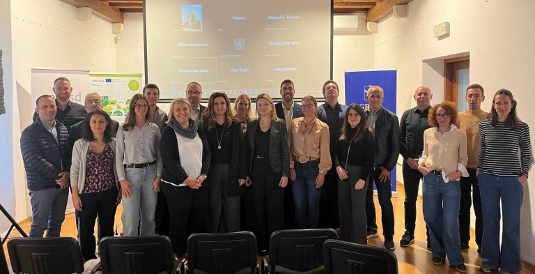 Περιφέρεια Θεσσαλίας: Πράσινες στέγες σε κτίρια στη Λάρισα για αστική ανθεκτικότητα μέσω ευρωπαϊκού προγράμματος