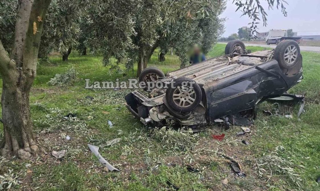 Τραγωδία στη Φθιώτιδα: Νεκροί δύο νεαροί σε τροχαίο – Το αυτοκίνητο συγκρούστηκε σε δέντρο