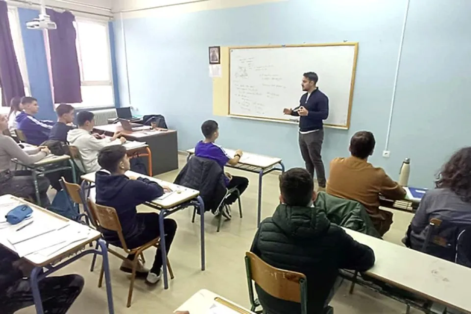 Διακόσιοι μαθητές στη Λάρισα προετοιμάστηκαν για τον «Θαλή»