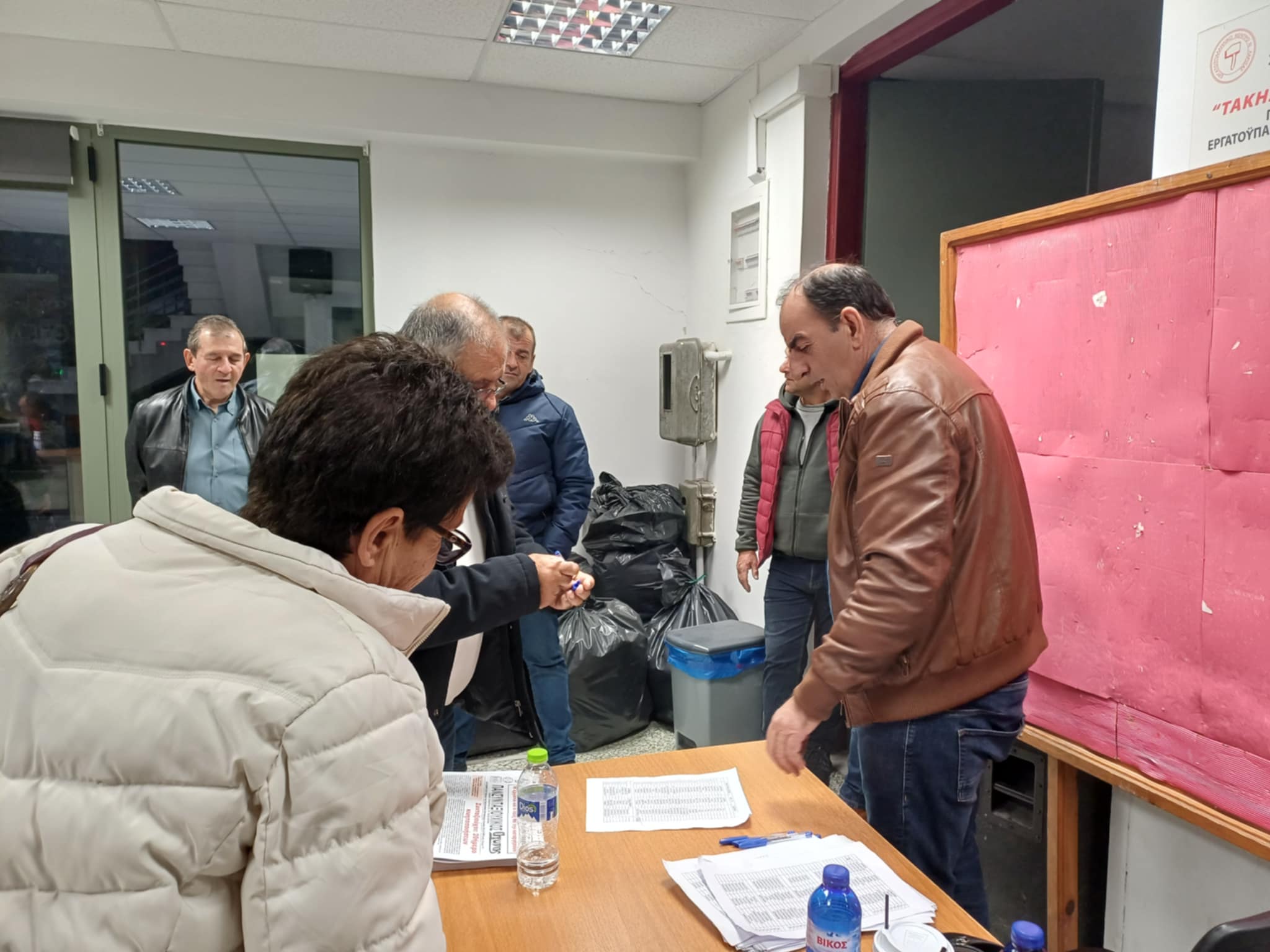 Εκλογές στην Ενωτική Ομοσπονδία Αγροτικών Συλλόγων Λάρισας ενόψει κινητοποιήσεων  (ΦΩΤΟ)