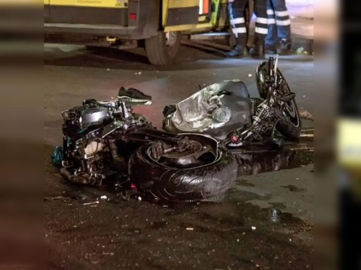 Τροχαίο με τραυματισμό μοτοποδηλάτη στη Λάρισα