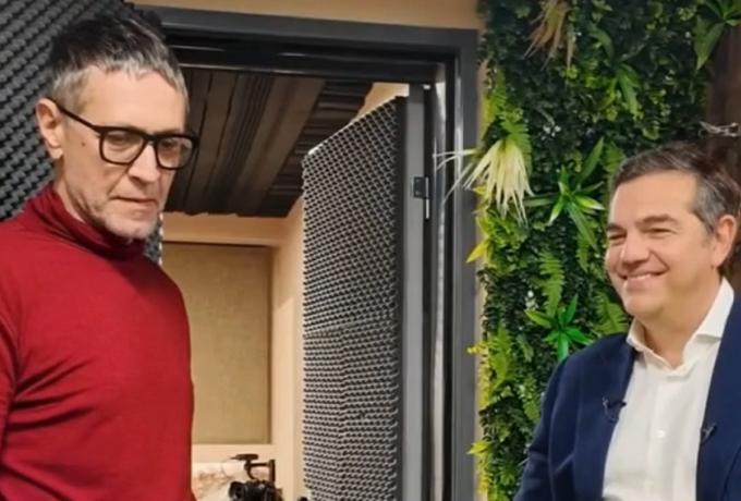 Τσίπρας και Χειλάκης στην ηχογράφηση της «Ιθάκης» - «Δεν ακούγεται σαν να είμαι εγώ, εσύ;»